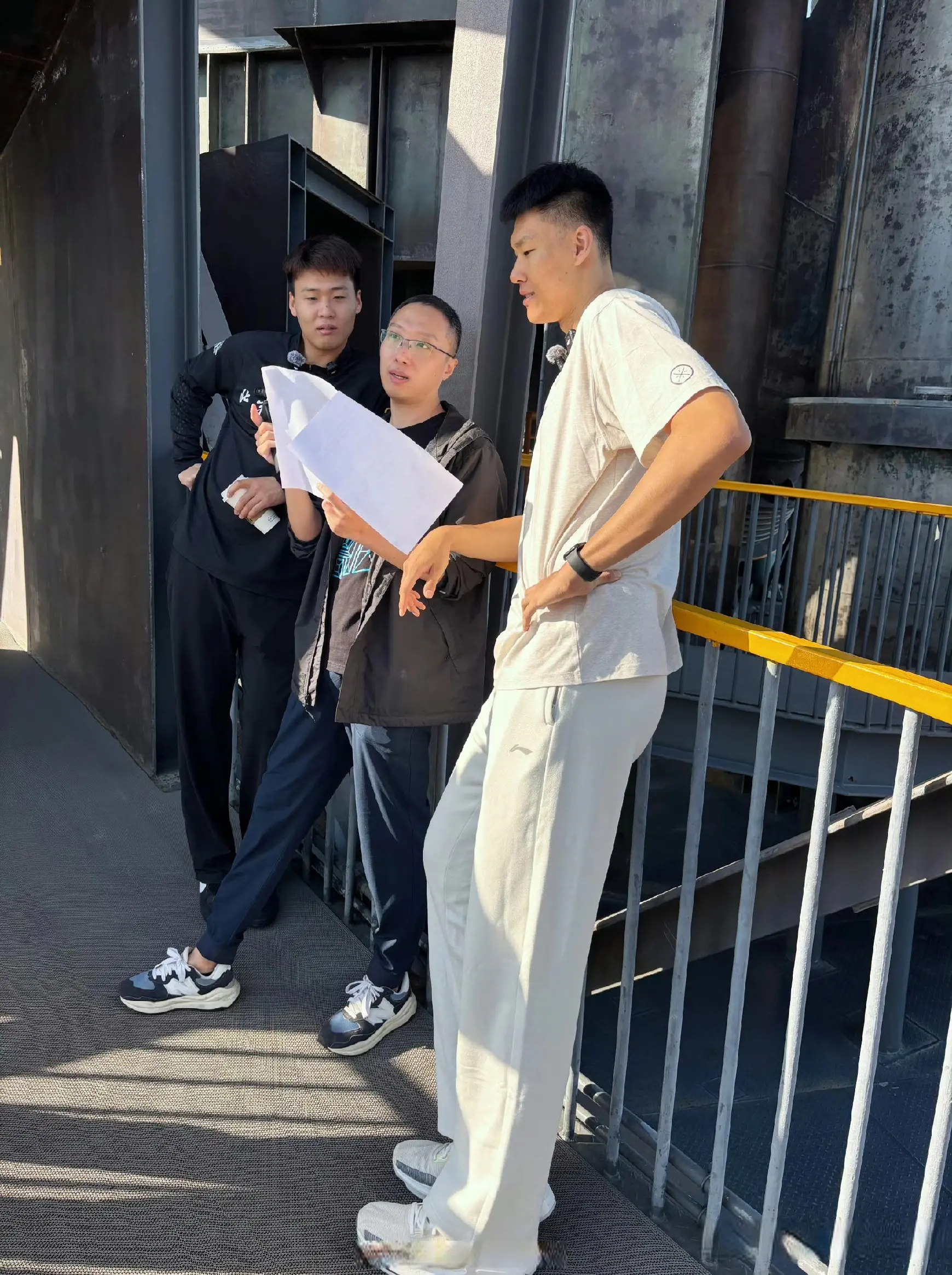 哪里也不愿 哪里也不愿