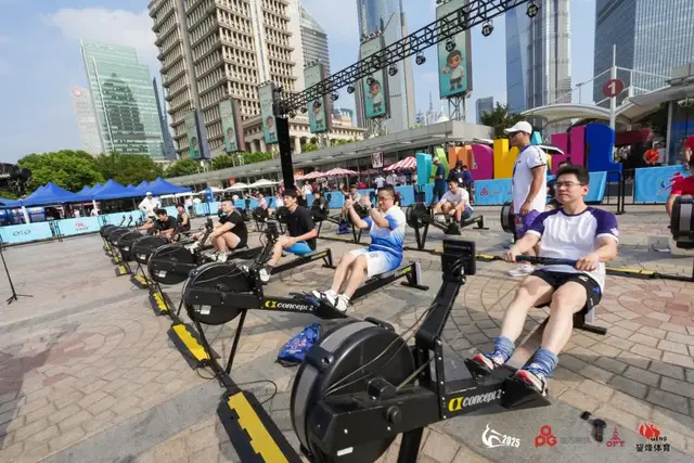 运动不落幕, 城市广场圆, 民健身中的